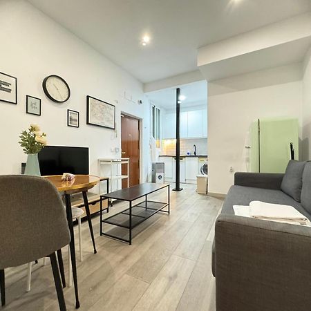 Appartement Dianthus House à Madrid Extérieur photo
