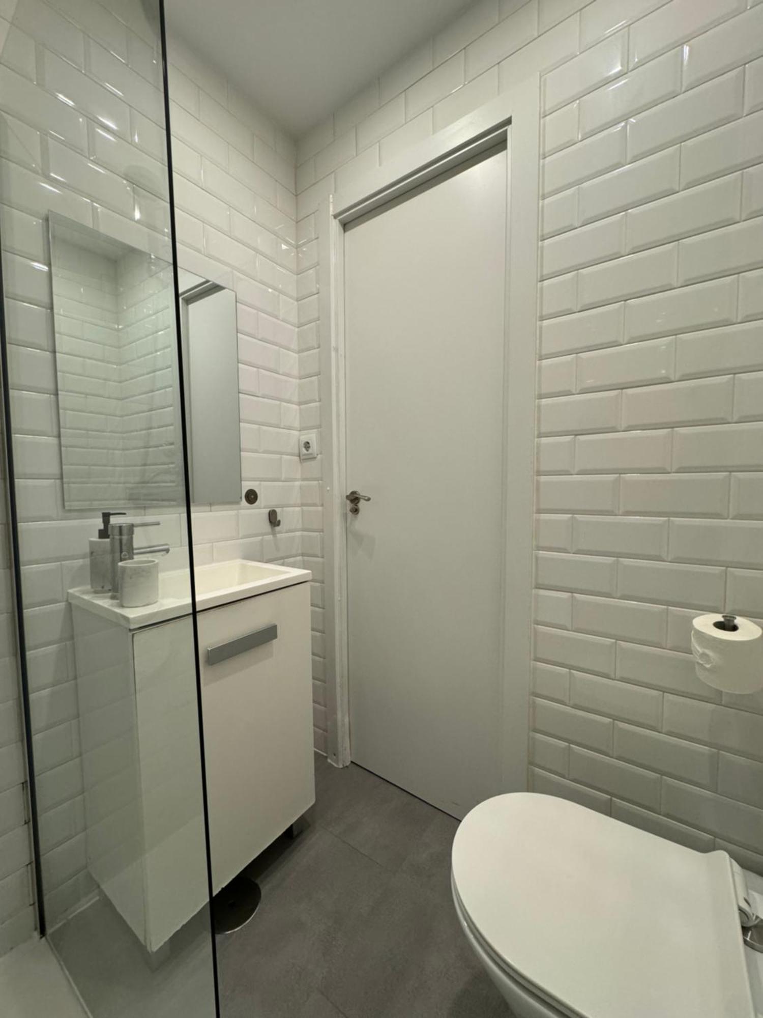 Appartement Dianthus House à Madrid Extérieur photo